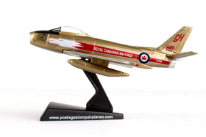 PS5361-4 POSTAGE STAMP RCAF CANADAIR SABRE 1/110 GOLDEN HAWKS