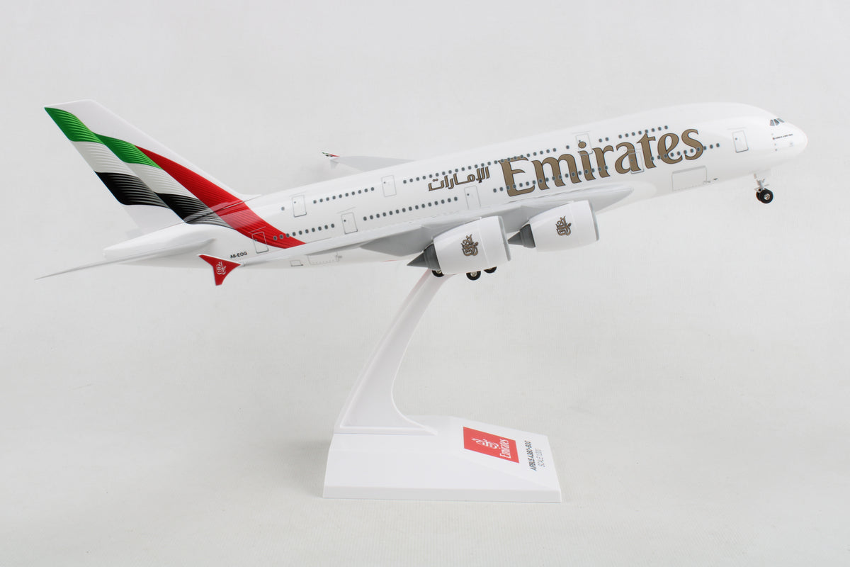 Emirates A380-800 1 200 - 航空機・ヘリコプター
