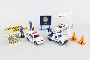 RT8620 NYPD Playset by Daron Toys