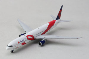 GEMINI DELTA 767-400ER 1/400 REG#M845MH BREAST CANCER RES