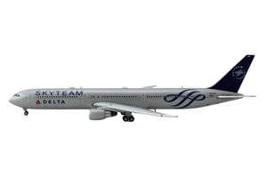 GEMINI DELTA 767-400ER 1/400 REG#N844MH SKYTEAM