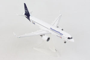 HERPA LUFTHANSA A320NEO 1/200 HAUPTSTADFLIEGER (**)