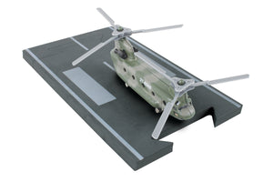 RW062 RUNWAY24 CH-47 CHINOOK HELICOPTER