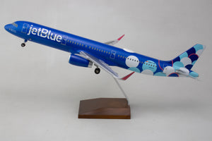 SKR8445 SKYMARKS JETBLUE A321 1/100 BALOONS W/WOOD STAND & GEAR