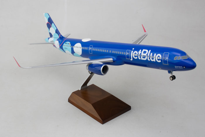 SKR8445 SKYMARKS JETBLUE A321 1/100 BALOONS W/WOOD STAND & GEAR