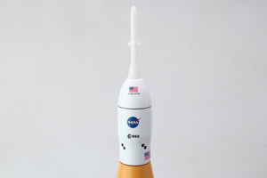 SLS ROCKET 18 INCHES 1/235