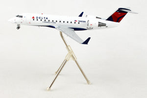 GEMINI200 DELTA CRJ200LR 1/200 REG#N685BR