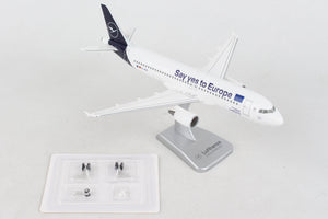 HOGAN LUFTHANSA A320 1/200 W/GEAR SAY YES TO EUROPE D-AIZG