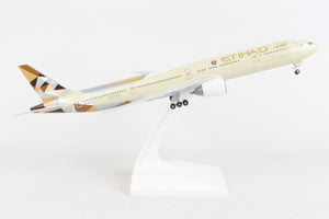 SKR1067 SKYMARKS ETIHAD 777-300ER 1/200 W/GEAR