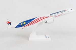 SKR1073 SkyMarks Malaysia A350-900 1/200