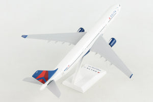 SKR530 SKYMARKS DELTA A330-300 1/200  NEW LIVERY