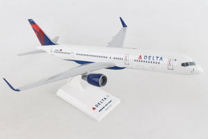 SKR545 SKYMARKS DELTA 757-200 1/150 NEW LIVERY REG#N704X - SkyMarks Models