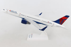 SKR545 SKYMARKS DELTA 757-200 1/150 NEW LIVERY REG#N704X