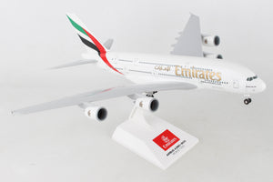 SKR698 SKYMARKS EMIRATES A380-800 1/200 W/GEAR