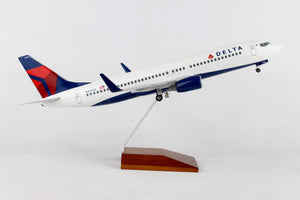 SKR8206 SKYMARKS DELTA 737-800 1/100 W/GEAR & WOOD STAND NC - SkyMarks Models