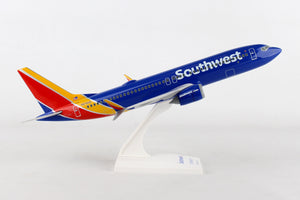 SKR938 SKYMARKS SOUTHWEST 737-MAX8 1/130 W/WIFI DOME