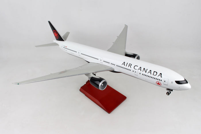 SKR9405 SKYMARKS SUPREME AIR CANADA 777-300 1/100 W/WOOD STAND & GEAR