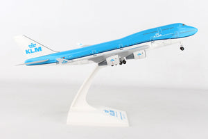 SKR940 SKYMARKS KLM 747-400 1/200 W/GEAR NEW LIVERY - SkyMarks Models