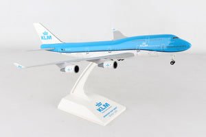 SKR940 SKYMARKS KLM 747-400 1/200 W/GEAR NEW LIVERY - SkyMarks Models
